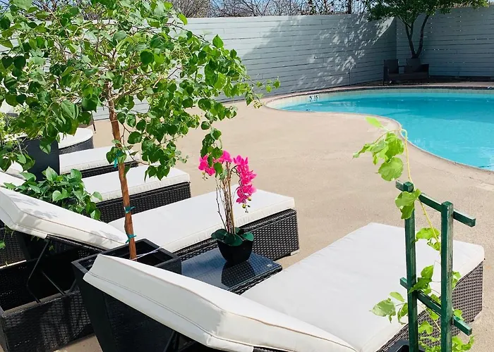 Stratus Boutique Hotel